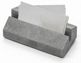 Визитница из бетона 