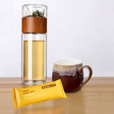 Подарочный набор «Лава & Дерево»: бутылка, кружка, батончики