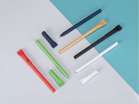 Ручка из переработанной бумаги с колпачком "Recycled"