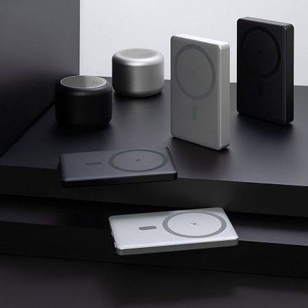 Внешний аккумулятор Atlantis PD Plus 10000mAh с функцией беспроводной зарядки 15W, серебряный