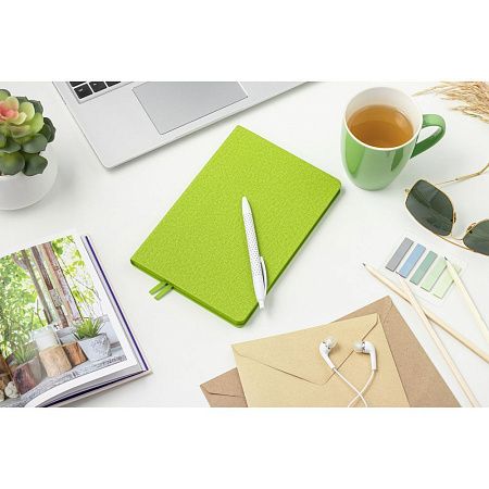 Ежедневник Flexy Cambric А5, салатовый, недатированный, в гибкой обложке