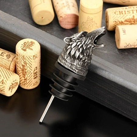 Подарочный набор «Эстет»: гейзер для вина, доска для подачи, трюфели