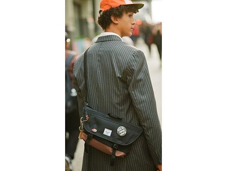 Herschel Cove сумка-мессенджер из переработанного материала