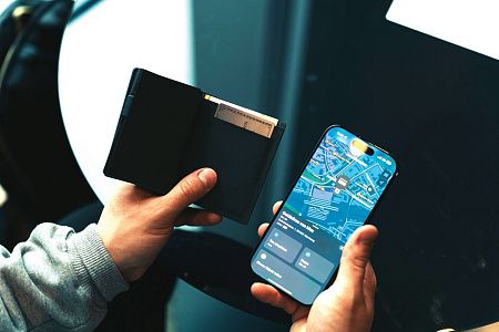 Картхолдер Seekcard с технологией Find My