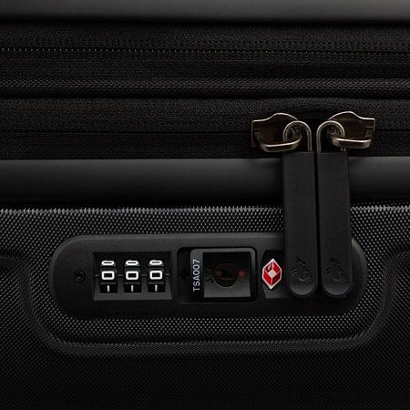 Чемодан Logoduck M, черный