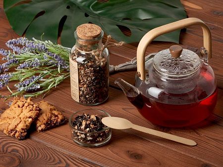 Чай черный с соком имбиря, корицей и мёдом, мини
