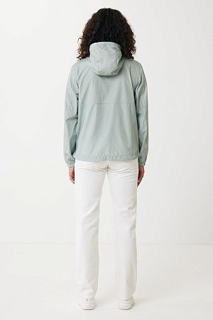 Ветровка Iqoniq Logan из переработанного полиэстера AWARE™, унисекс, 70 г/м²