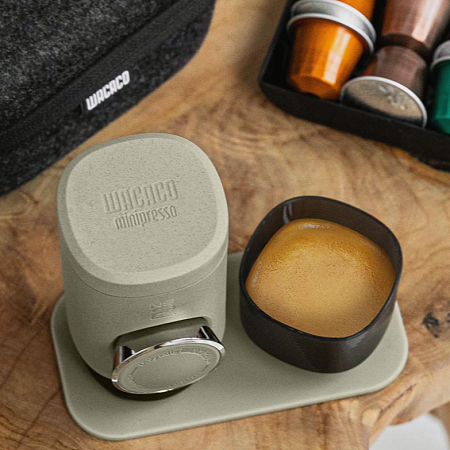 Ручная капсульная мини-кофемашина Minipresso NS2 + чашка, поддон, щетка, чехол