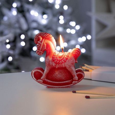 Свеча фигурная «Лошадка-качалка», красная