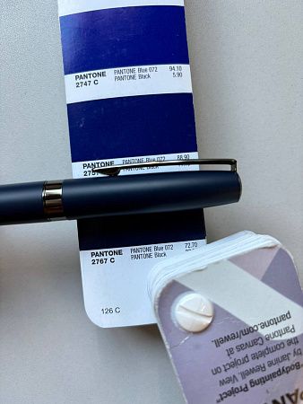 Ручка шариковая матовая Grand Prime металлическая, темно-синяя/темно-серая