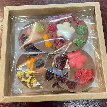 Подарочный набор "Званый ужин": бокалы 2 шт., костеры 2 шт., шоколад