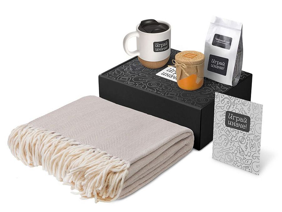 Подарочный набор «Re:y. Nest» с пледом, кружкой и вареньем