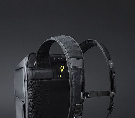 Рюкзак KORIN FlipPack 47х30х17 см, зеленый/черный