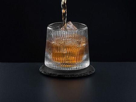 Вращающийся бокал для виски на сланцевом костере «Ventura»