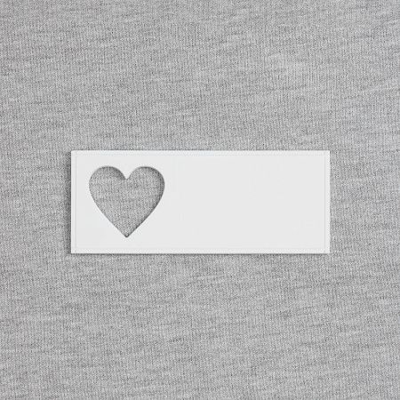 Лейбл из ПВХ с вырубкой «Сердце», белый