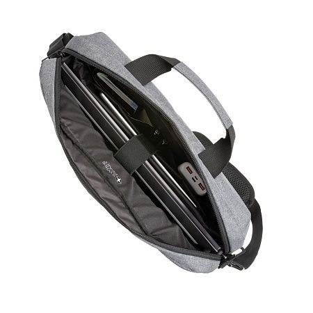 Сумка для ноутбука Swiss Peak с RFID-защитой из rPET AWARE™, 15,6’’