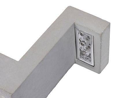 Настольная лампа из бетона «Blok Lamp»