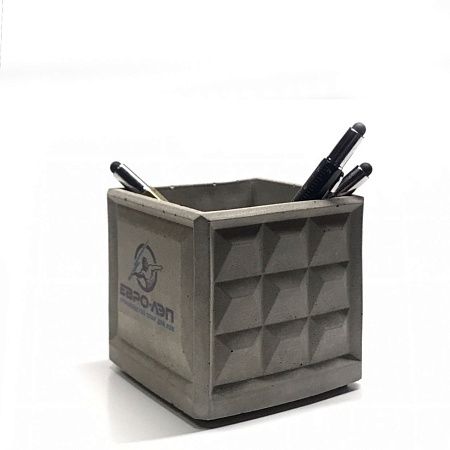 Стакан из бетона