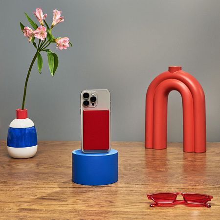 Внешний аккумулятор Largo PD 5000mAh с функцией беспроводной зарядки 15W, красный