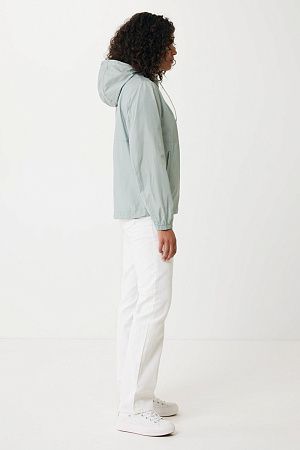 Ветровка Iqoniq Logan из переработанного полиэстера AWARE™, унисекс, 70 г/м²