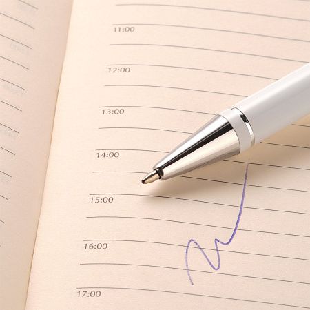 Шариковая ручка Регата (Regatta), белая