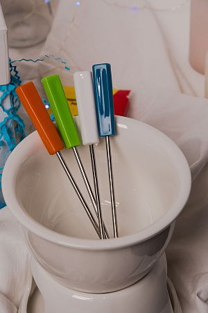 Подарочный набор «Фондю»: фондюшница, шпажки, менажница, шоколад, свеча