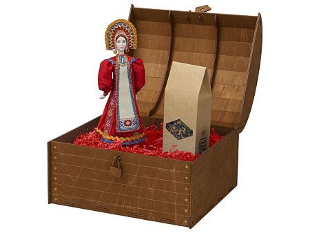 Подарочный набор: кукла фарфоровая, чай "Малина с мятой"