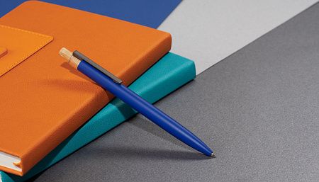 Ручка шариковая "Matt" с кнопкой из бамбука