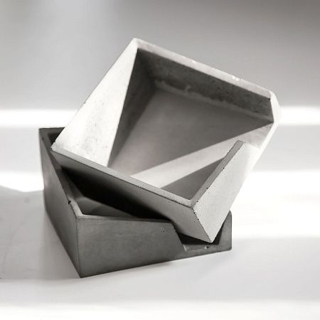 Бетонная подставка для бумажных блоков