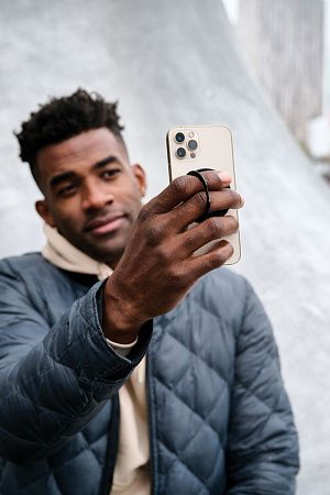 Магнитный держатель для телефона Terra Magnetic из переработанного пластика и алюминия RCS