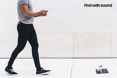 Обложка для паспорта Travelfinder с технологией Find My