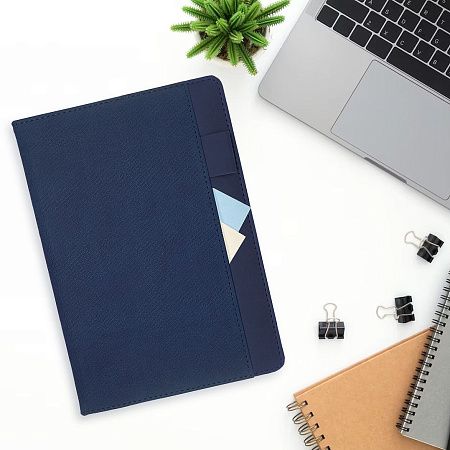 Ежедневник Smart Combi Sand А5, красный, недатированный, в твердой обложке с поролоном