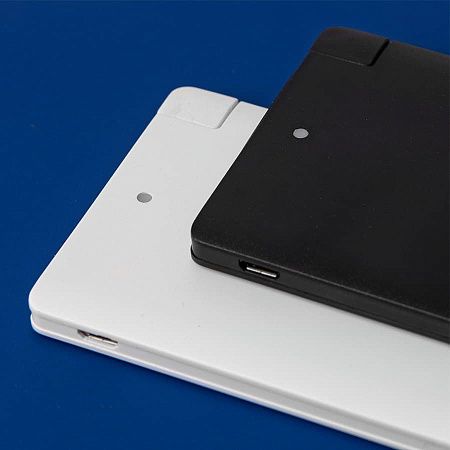 Универсальный аккумулятор Slimus 2.5 (2500 мАч), белый, 9,6х6.2х0,66 см