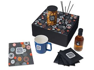 Подарочный набор «Re:y. Treat» с кружкой, сиропом и попкорном