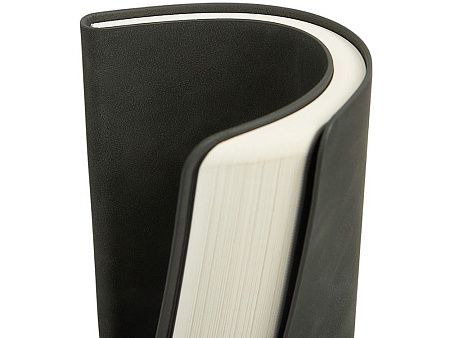 Блокнот А5 с магнитным клапаном в гибкой обложке «Chaplin»